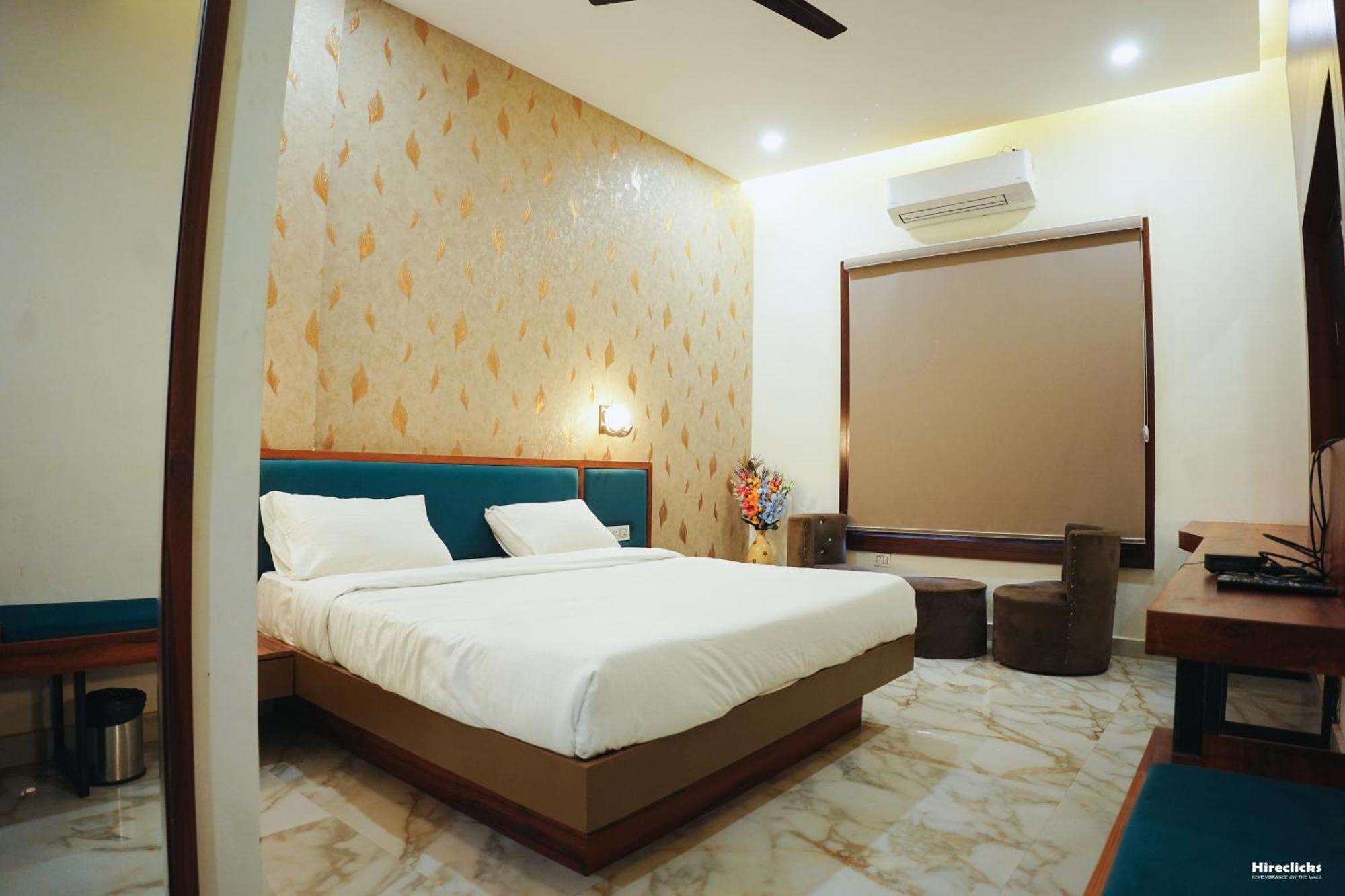 The Krati Resort & Convention Centre Bareli Zewnętrze zdjęcie