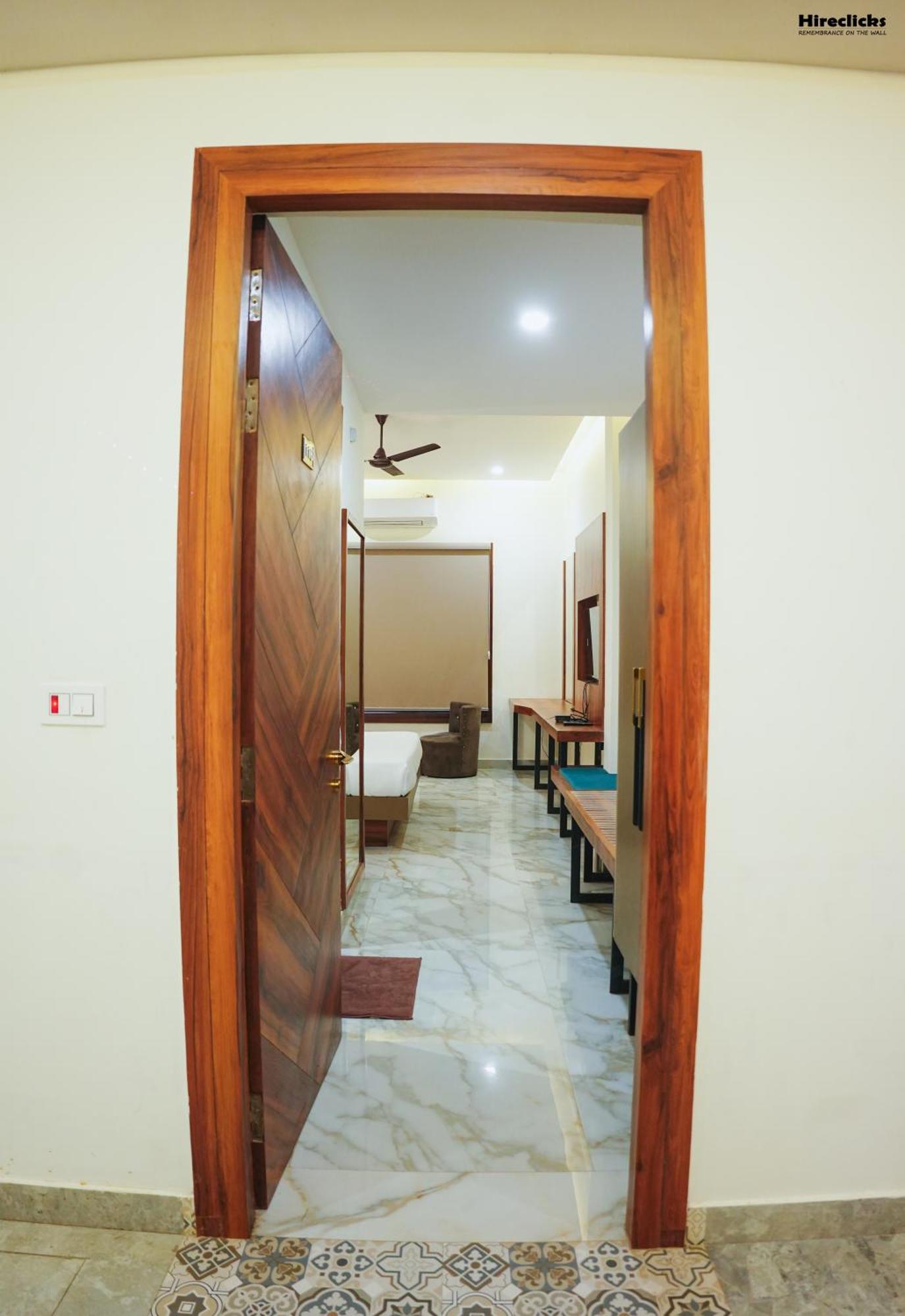 The Krati Resort & Convention Centre Bareli Zewnętrze zdjęcie